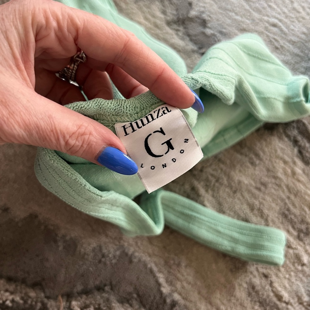 Hunza G square neck one piece ๐๐๐ - Picture 6 of 6